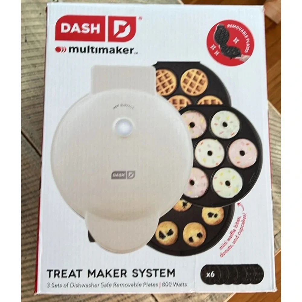 Dash MultiMaker Treat Maker System White DIM813 Waffle Donut Cupcake Plates